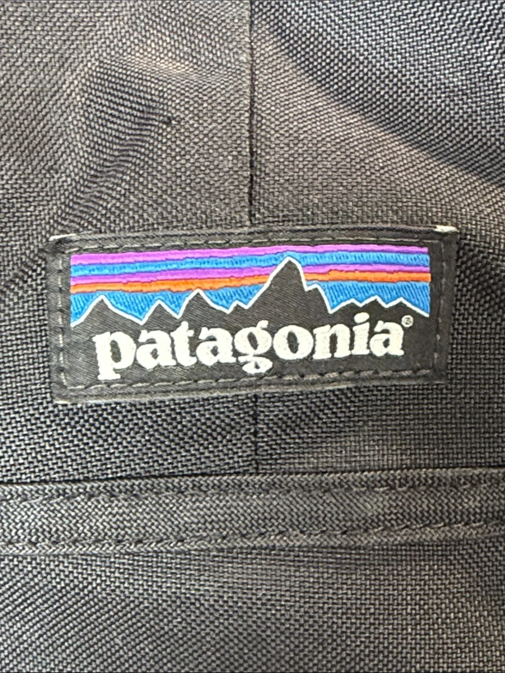 Patagonia Black Red Backpack Logo  Daypack Hiking Large Beat Up 47970FA17